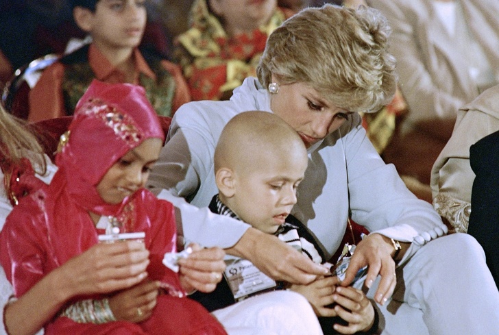 12 факта за принцеса Даяна, която е била длъжна да се поклони на собствените си деца до края на живота си