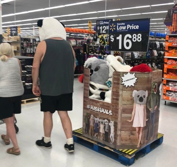 20+ неудобни ситуации с Walmart, които желаем да не сме виждали