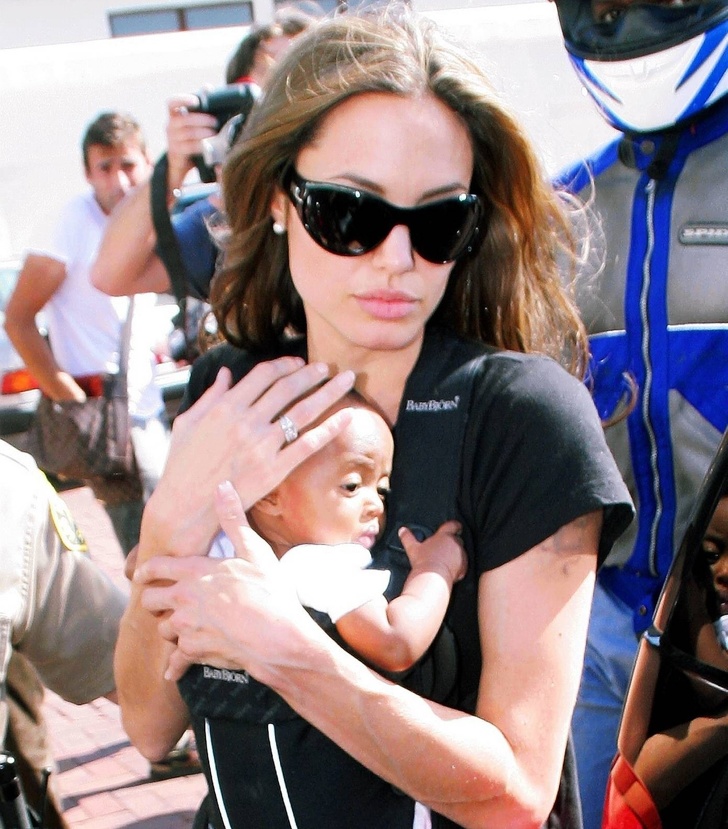 10 неща, които доказват Анджелина Джоли има златно сърце