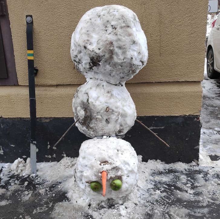 20+ снежни човеци, доказващи, че човешкото въображение няма граница